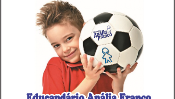 Quadra de futebol society do Anália Franco tem horas vagas e um dos melhores preços da Cidade